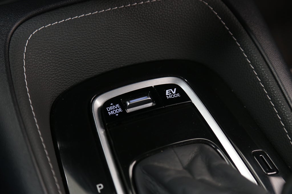 Toyota Corolla Touring Sports Hybrid e-CVT 122hk Style Motorvärmare 2020