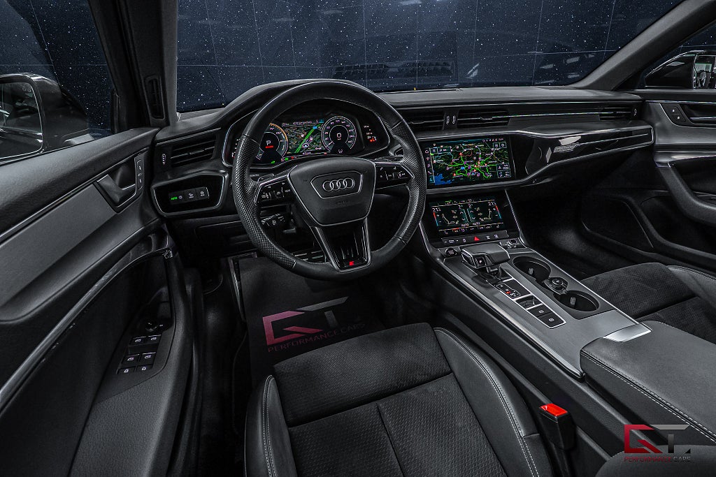 Audi A6 Avant 55 TFSI e S-Line Cockpit Optikpaket Dragkrok ACC