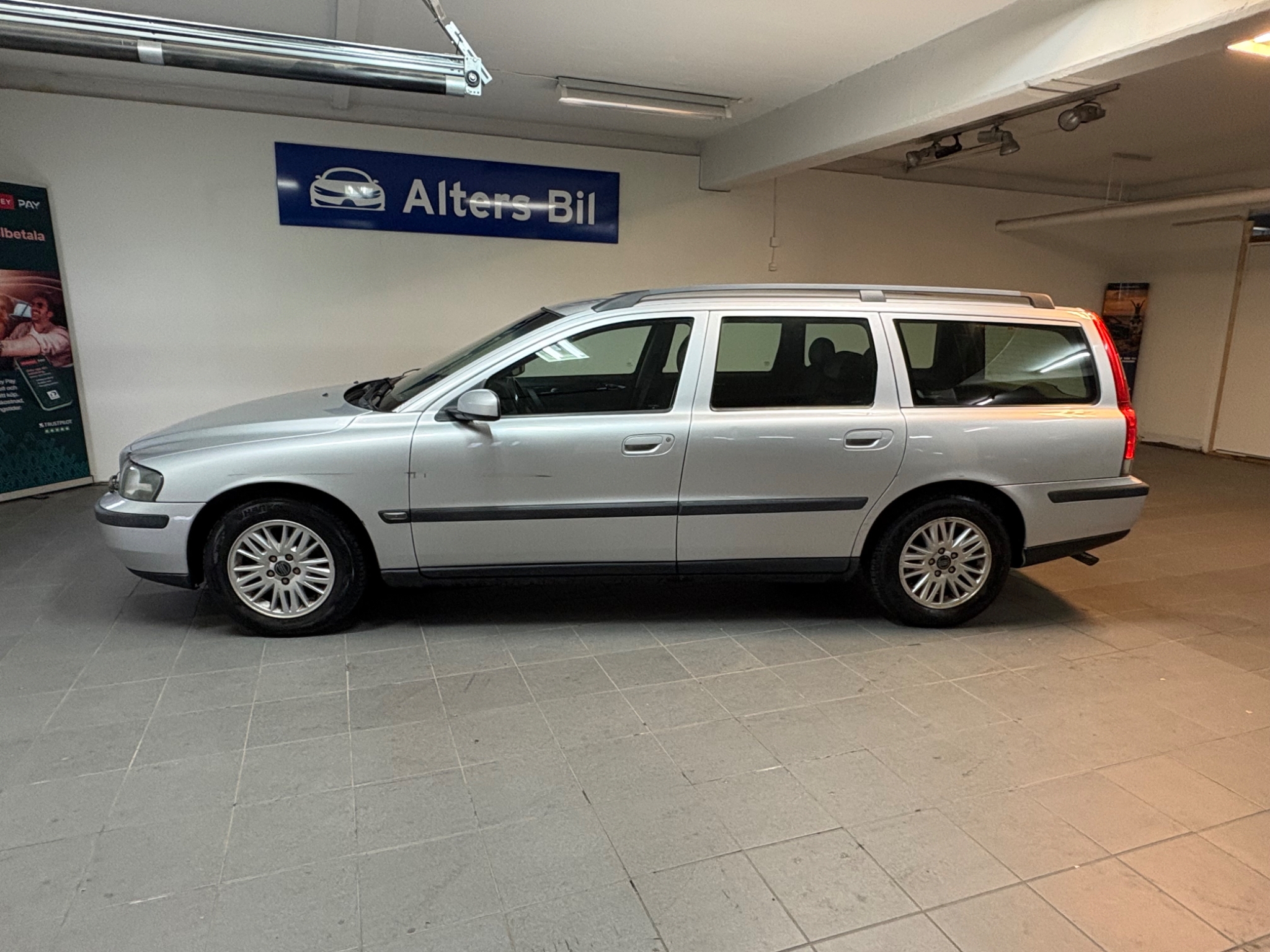 Volvo V70 2.4 Business AC funkar 2004, bild 2/10
