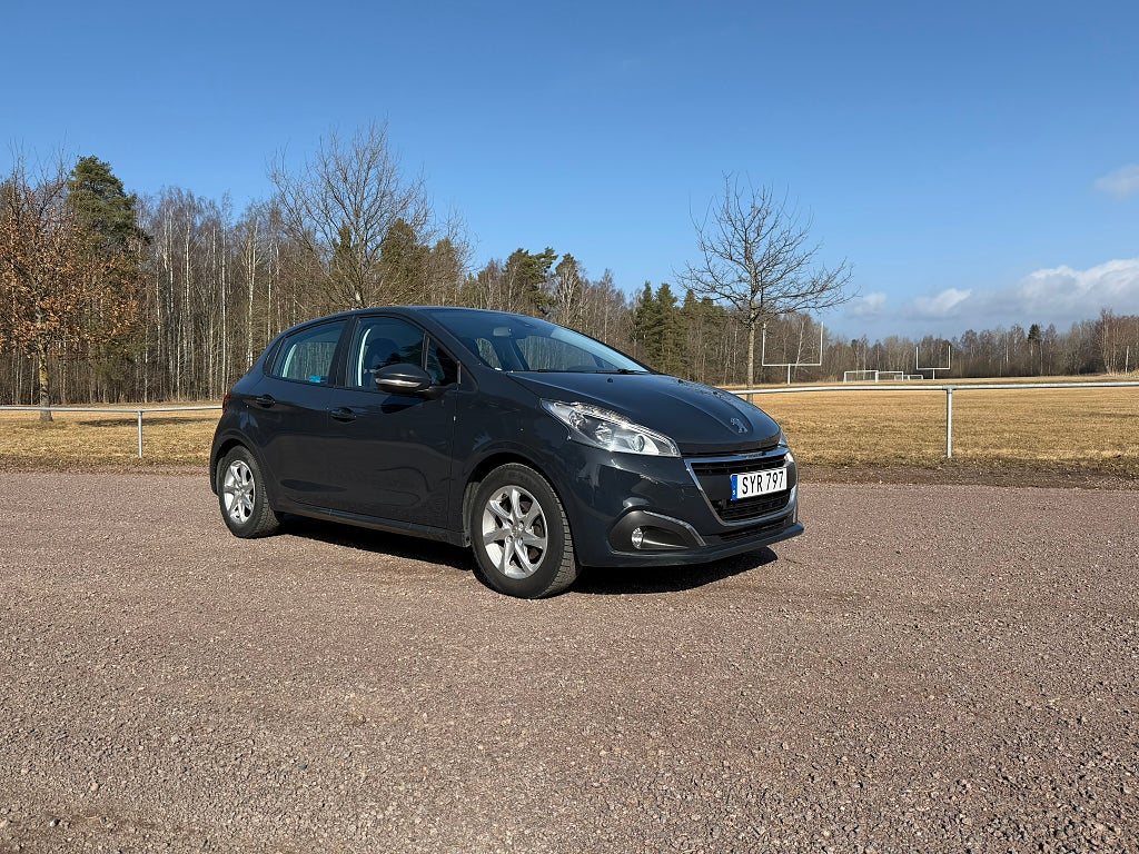 Peugeot 208 5-dörrar 1.2 PureTech 82 Euro 6, Ny kamrem!