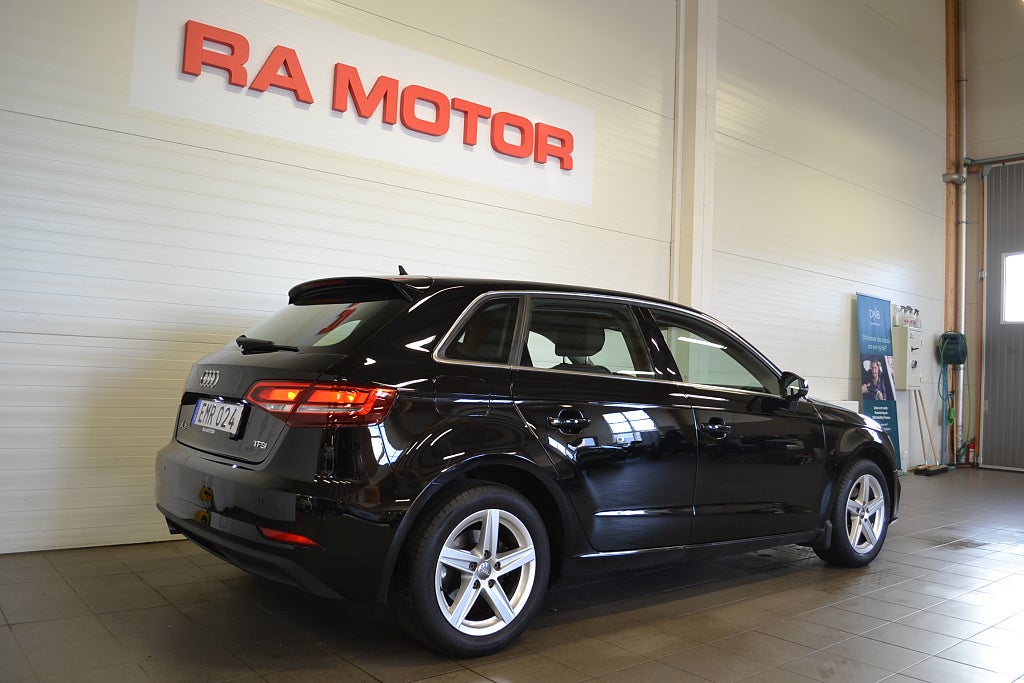 Audi A3 Sportback 1.5 TFSI COD 150hk Proline | PDC | 2018