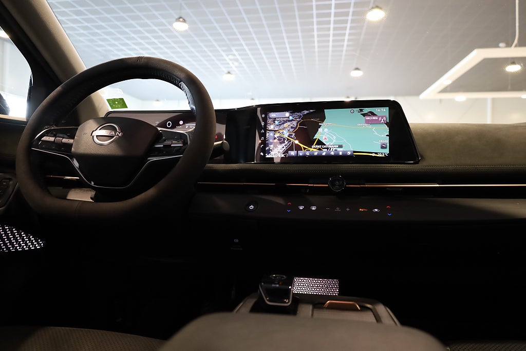 Nissan Ariya 87 90 kWh Evolve Pano Drag ProPilot Bose 360° Navi 2023