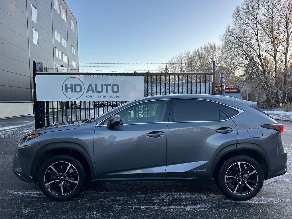 Lexus NX 300h AWD 2.5 AWD Executive Skinn kamera Keyless