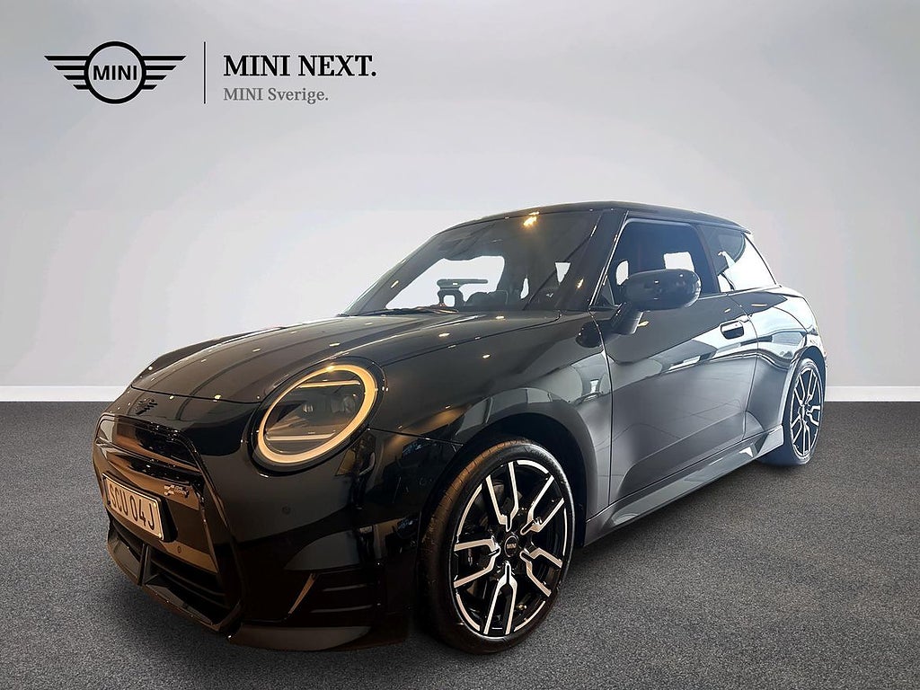 MINI Cooper SE John Cooper Works Trim, Paket S
