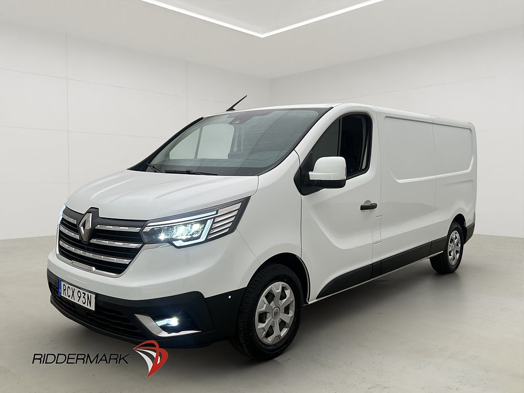 Renault trafic L2 Kamera LED 3-Sits Farthållare CARPLAY MOMS
