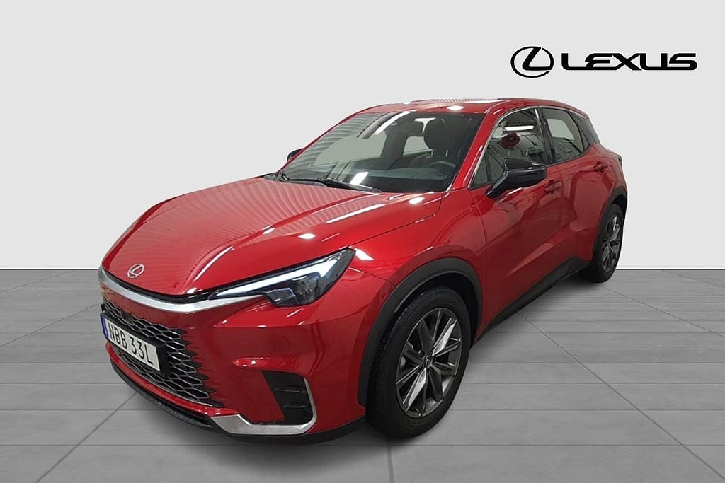 Lexus LBX ELEGANT TECH FWD V-HJUL