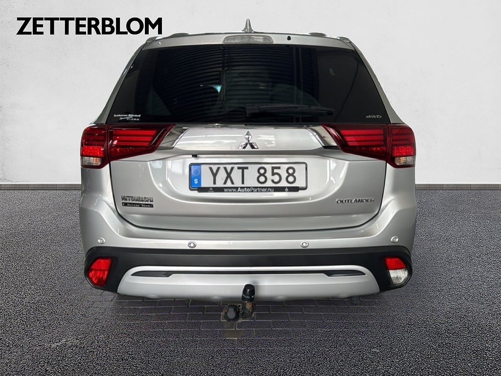 Kombi Mitsubishi Outlander 4 av 15