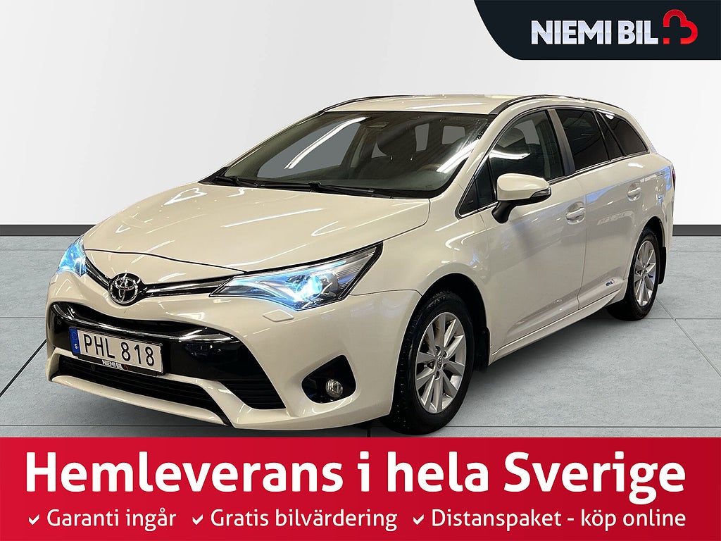 Toyota Avensis Kombi 1.8 Active Plus SoV-däck/Mok-värm/Kamera/Skinn