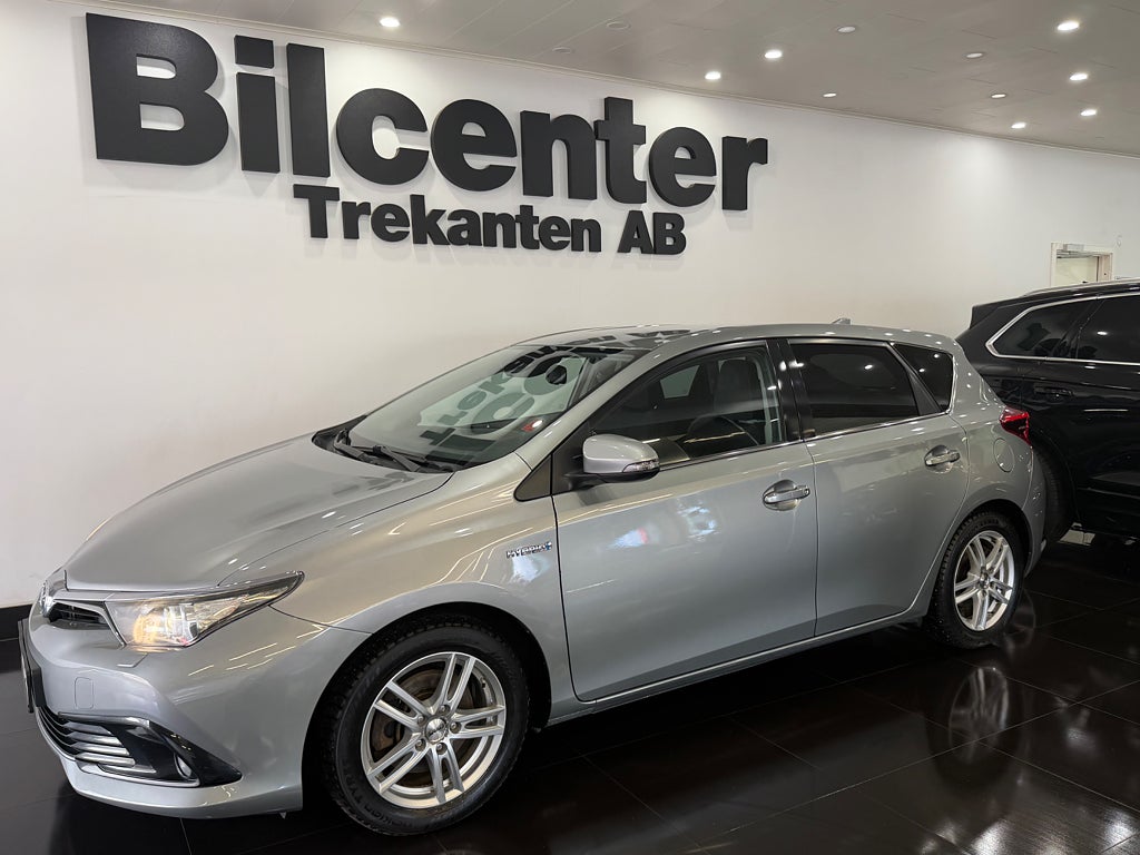 Toyota Auris Hybrid e-CVT Intense Edition Euro 6