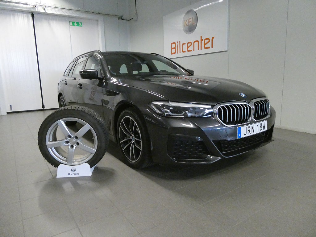 BMW 530e xDrive  M Sport Drag-Navi-Värmare-Kamera-Rattvärme-SoV