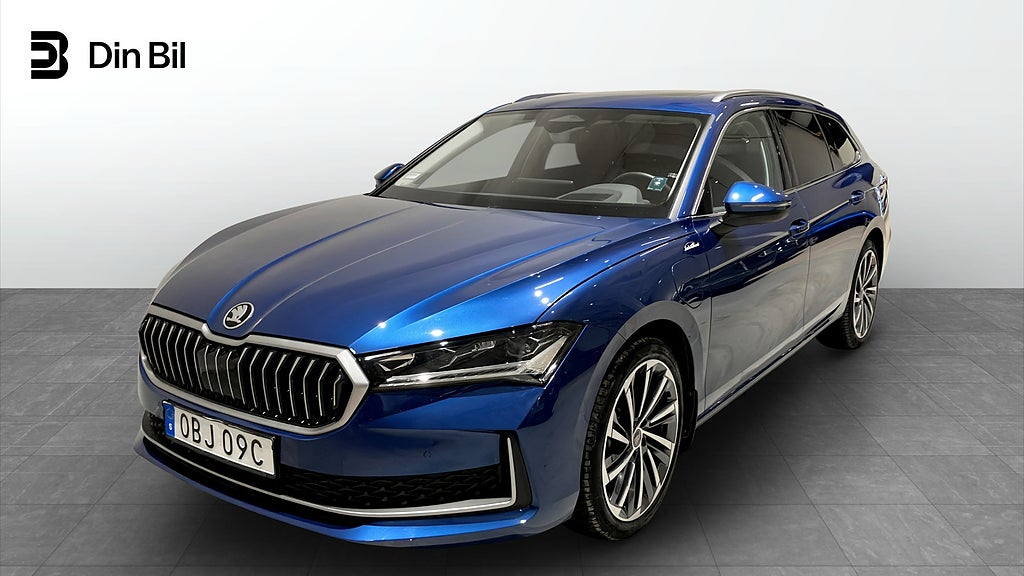 Skoda Superb Combi L&K 1,5 TSI IV 204hk DSG /Drag/DCC/Pano/HuD