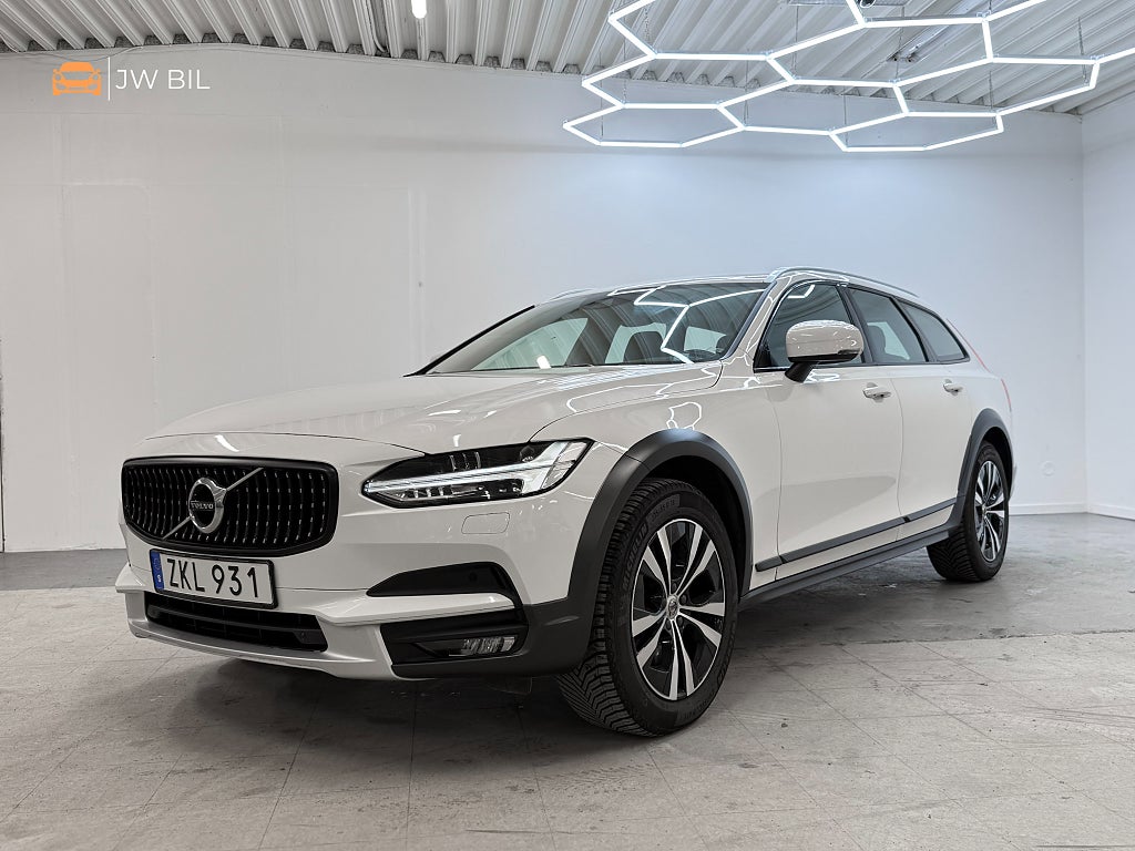 Volvo V90 Cross Country D4 AWD Advanced SE III Drag Värmare Navi B-Kamera VoC