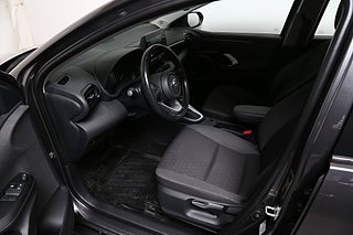 Halvkombi Toyota Yaris 11 av 25