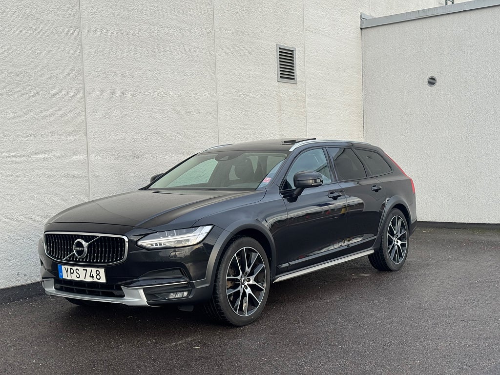 Volvo V90 Cross Country D4 AWD Inscription Pro  PANO/KAMERA/SKINN Euro 6
