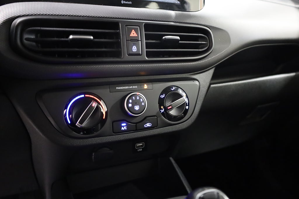 Hyundai i10 1.0 blue AUT Essential CarPlay Rattvärme Leasbar 2022