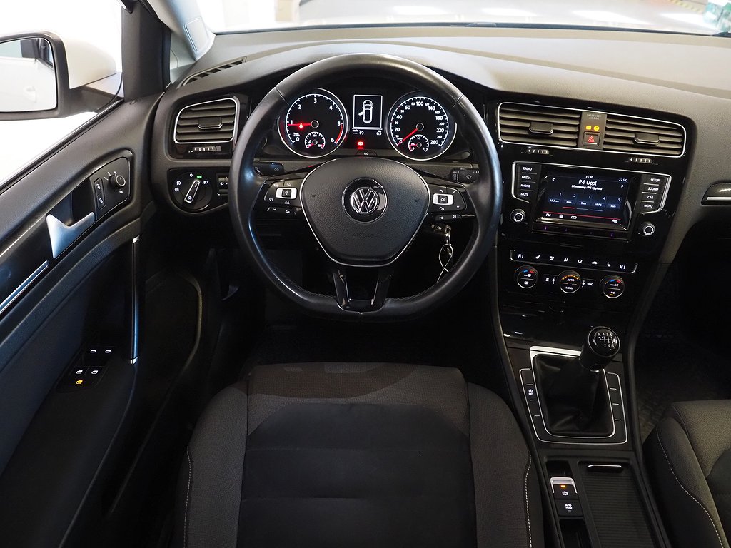 Volkswagen Golf Sportscombi 2.0 TDI 150hk GT | D-värm | 2015