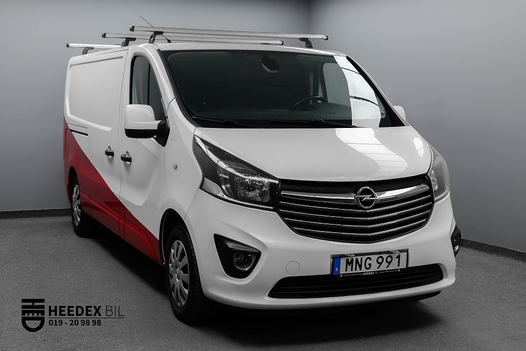 Opel Vivaro 2.9t 1.6 CDTI BIturbo EU6 L2-H1 Värmare Kamera Moms GPS