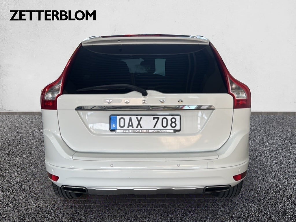 SUV Volvo XC60 4 av 15