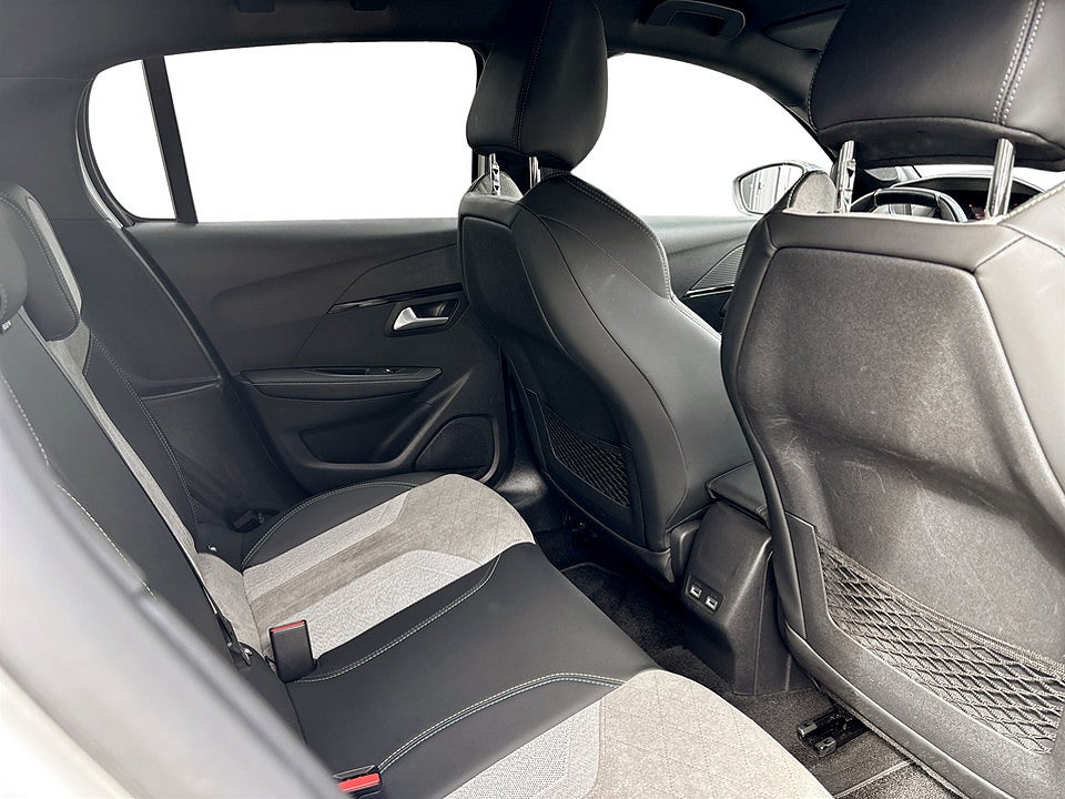 Bild på Peugeot 208 GT Pack 1.2 PT 131hk Aut CARPLAY FARTHÅLLARE