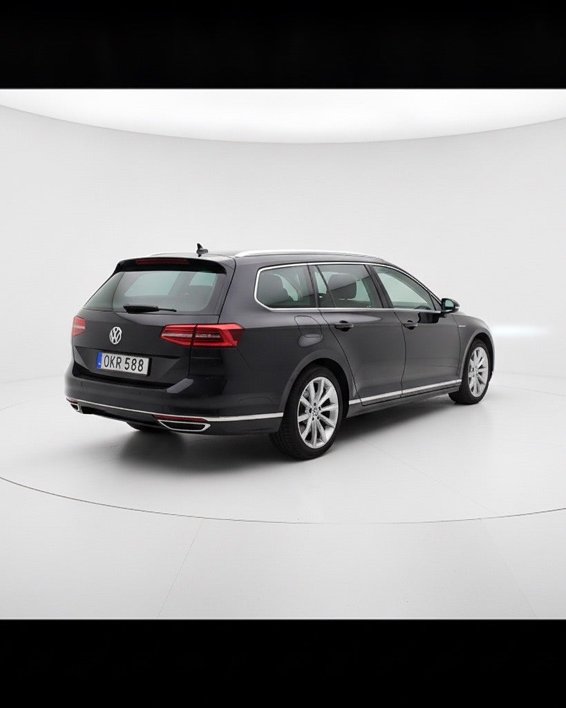 Volkswagen Passat Sportscombi 2.0 TDI -  EXCUTIVE BUSINESS - R-LINE