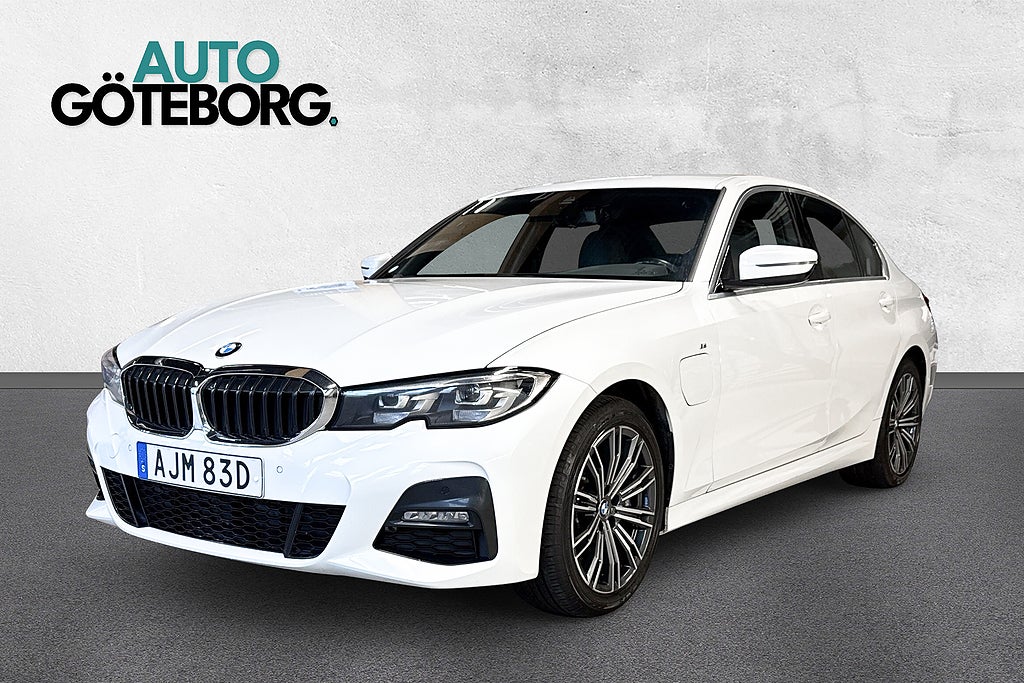 BMW 330e Sedan 292hk Steptronic M Sport Alcantara Navi