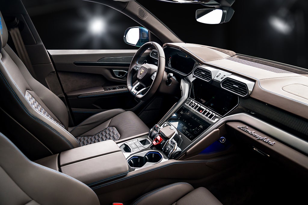 Gallery image 11 of 17