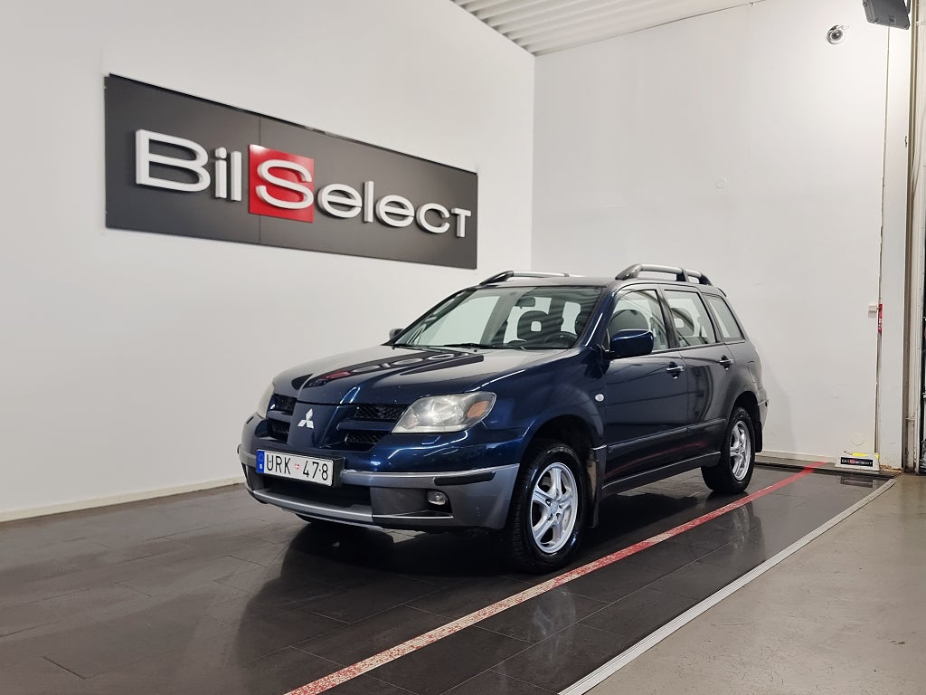 Mitsubishi Outlander 2.4 MIVEC AWD INVECS-II Sport Automat Dragkrok En Ägare