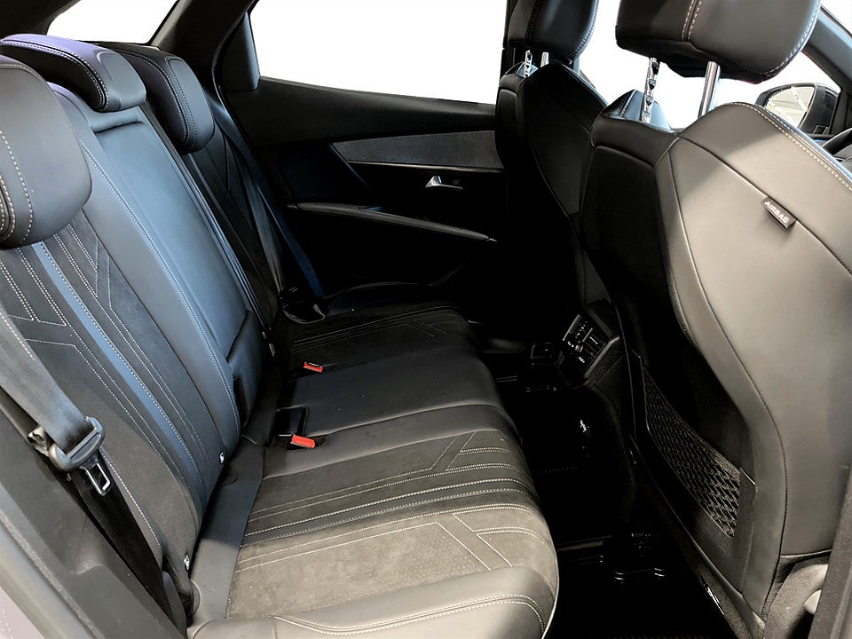 Bild på Peugeot 3008 GT 1.2 PT 130hk Aut - INK. TRYGGHETSPAKET