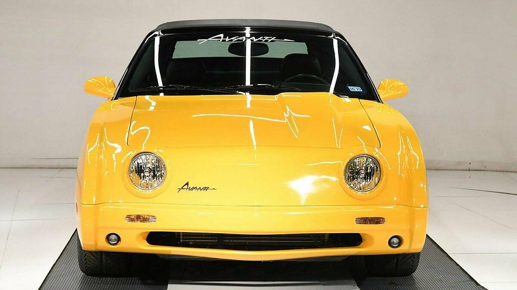 En av fem prototyper av Ford Avanti finn nu till försäljning. Foto: Ebay. 