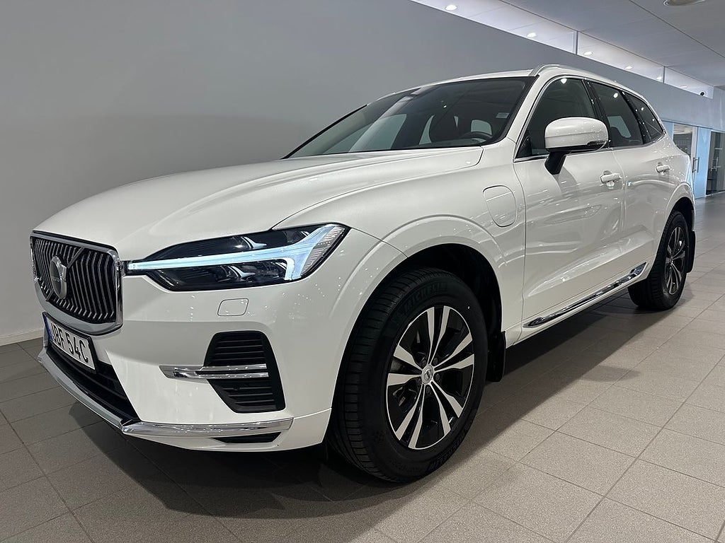 Volvo XC60 T6 Core Nordic Edition / Backkamera / Dragkrok...
