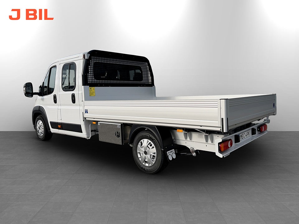 Bild på Peugeot Boxer DH Flak L3050 180hk Aut - OMGÅENDE LEVERANS!