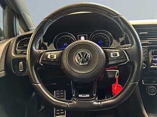 Volkswagen Golf 5-dörrars R 2.0 TSI 4Motion Base Mvärme Taklucka S&V – bild 9