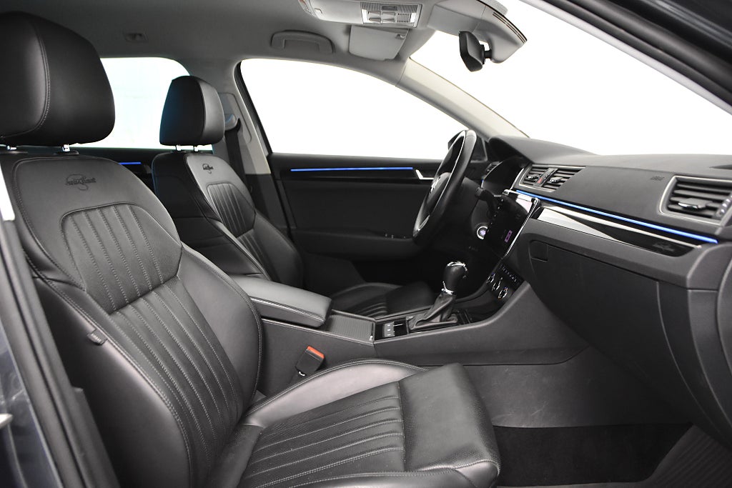 Skoda Superb 2019 - miniatyr 18