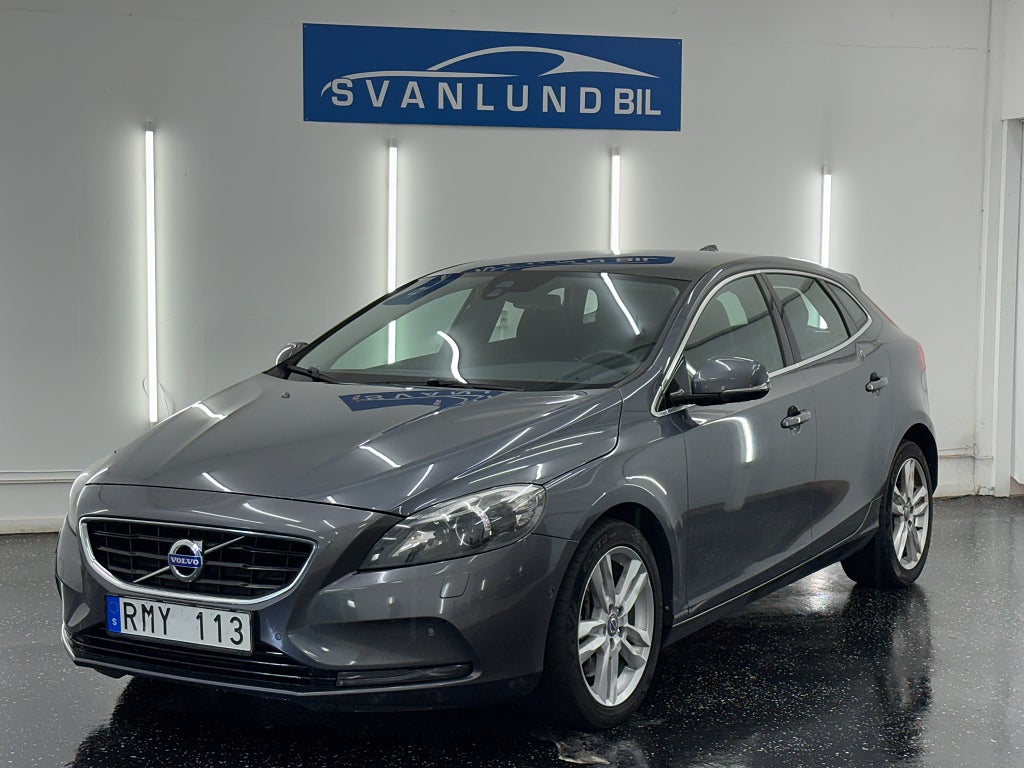 Volvo V40 D3 Geartronic Momentum Euro 5/ Pano, Backkamera