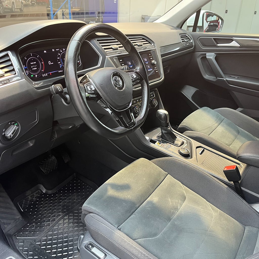 Volkswagen Tiguan Allspace 2.0 TDI 4Motion GT Cockpit Carplay Dragkrok