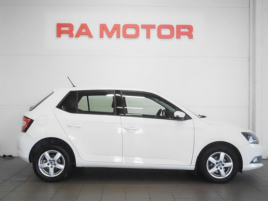 Skoda Fabia 1.2 TSI Style | Carplay | P-Sen | 2016
