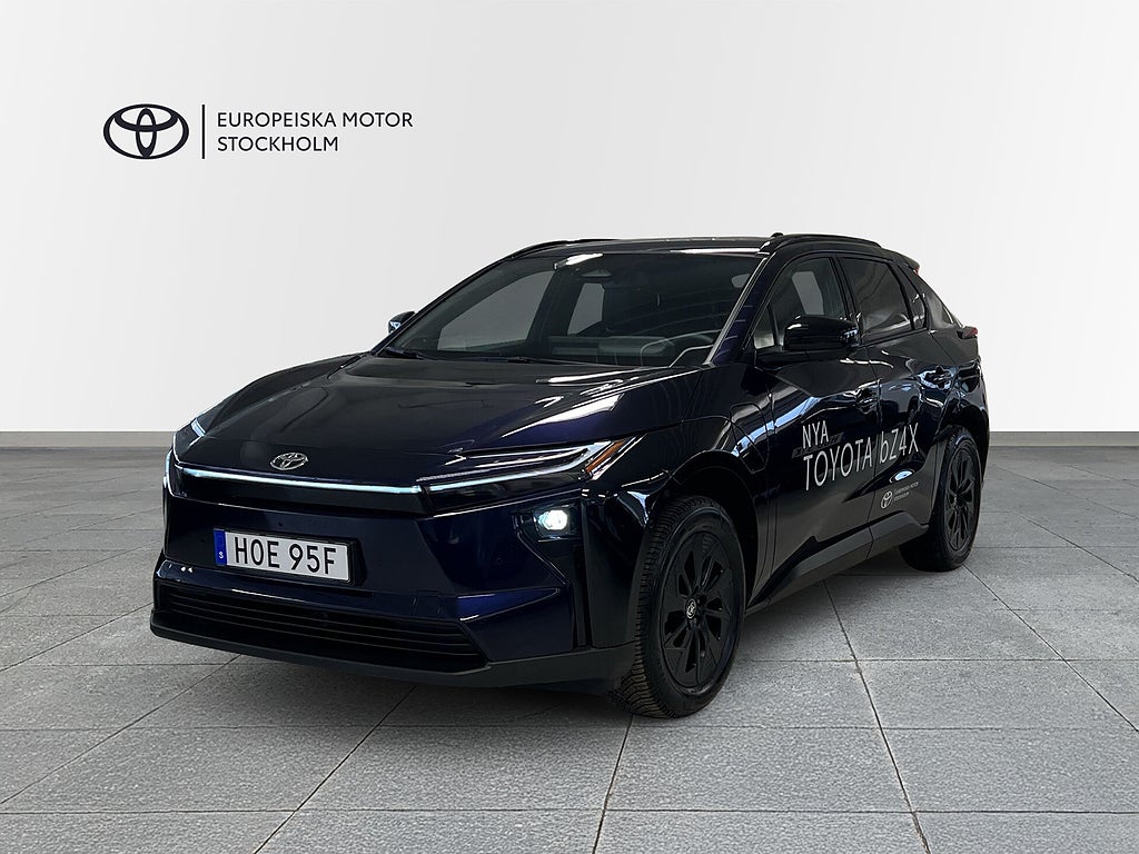Toyota bZ4X 73.1 kWh AWD / Executive / NYA MODELLEN 