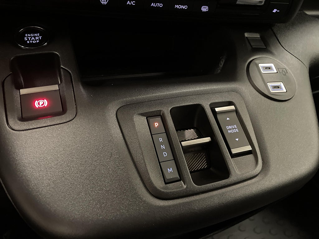Opel Combo Elite 1.5 diesel 130 hk – bild 13