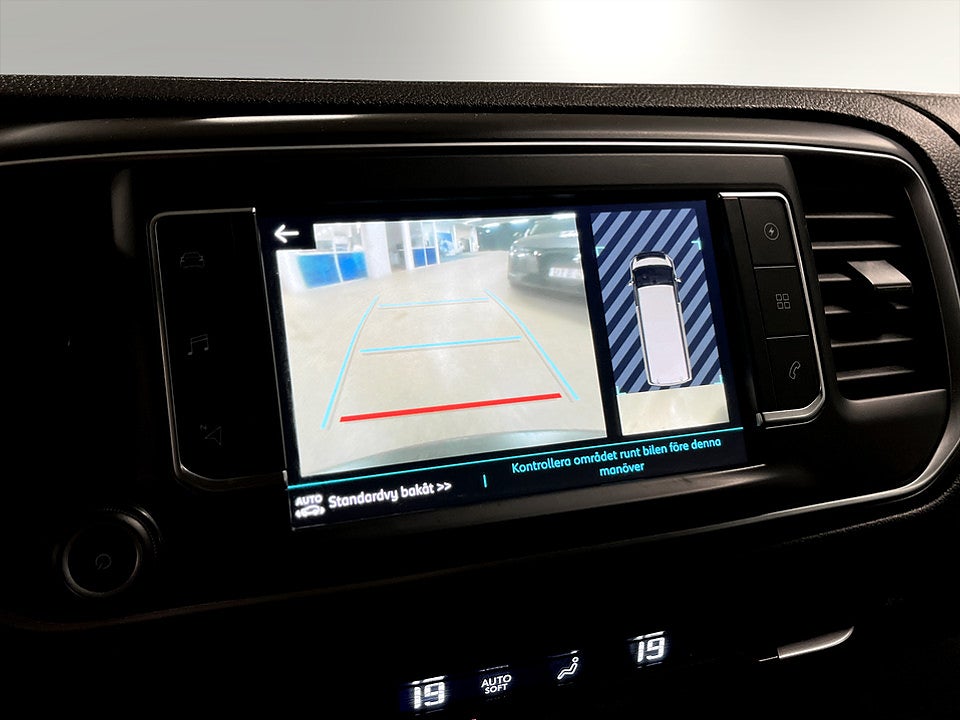 Bild på Peugeot e-Expert PRO+ 75kWh 136hk Aut L3 B-KAMERA NAVI