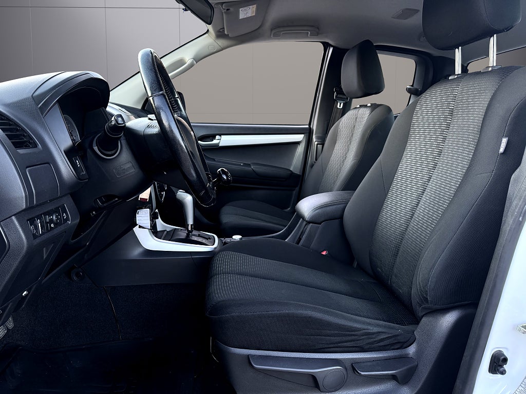 Isuzu D-Max Space Cab 1.9 4WD Automat - miniatyr 10
