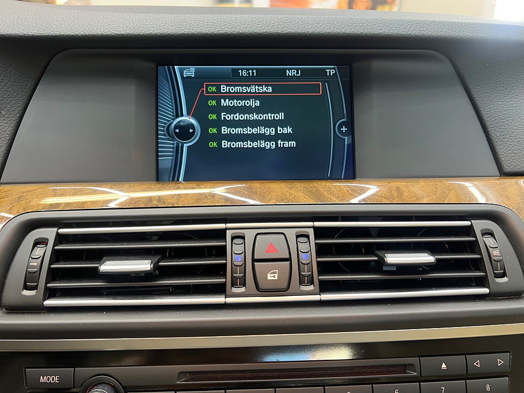 BMW 550I V8 4.4 408ch - BVA - CUIR - ACC - CAMÉRA DE RECUL - HI-FI PRO