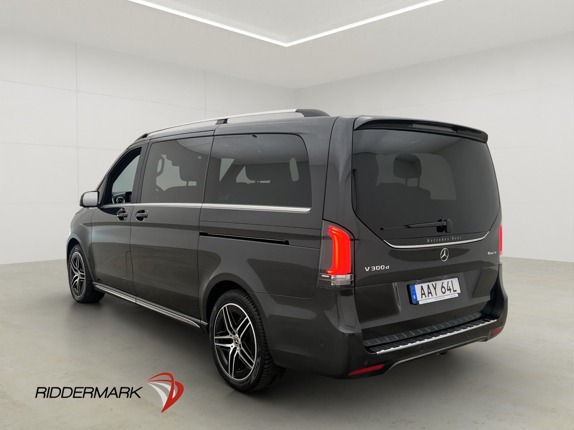 Mercedes-Benz V 2025, photo 7/63