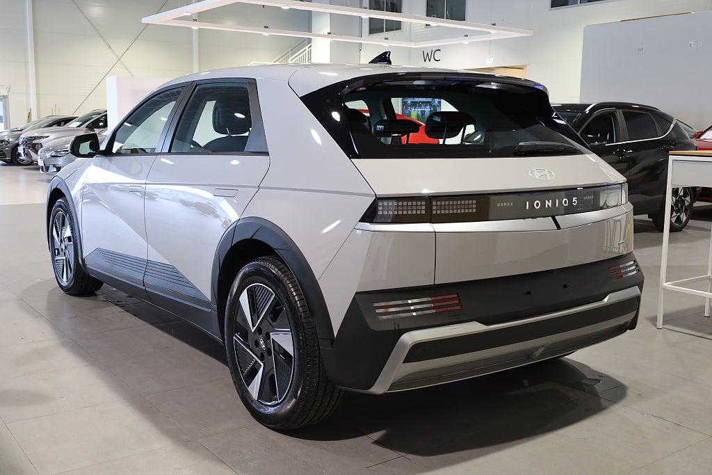 Hyundai Ioniq 5 84 kWh AWD Essential *Lagerbil med snabb leverans