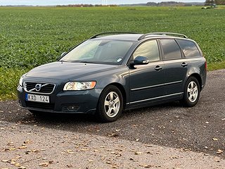 Volvo V50 D2 Momentum | FULLSERVAD | NYBES | KAMREM BYT