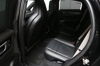 SUV Porsche Cayenne 30 av 32