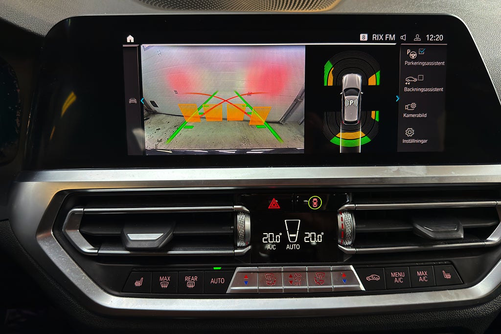 BMW 330e Touring|Drag|Värmare|CarPlay|B-kamera|Cockpit|XtraBoost