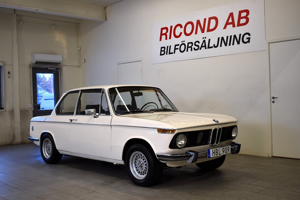 BMW 2002 2-DÖRR FINT SKICK KÖRKLAR 