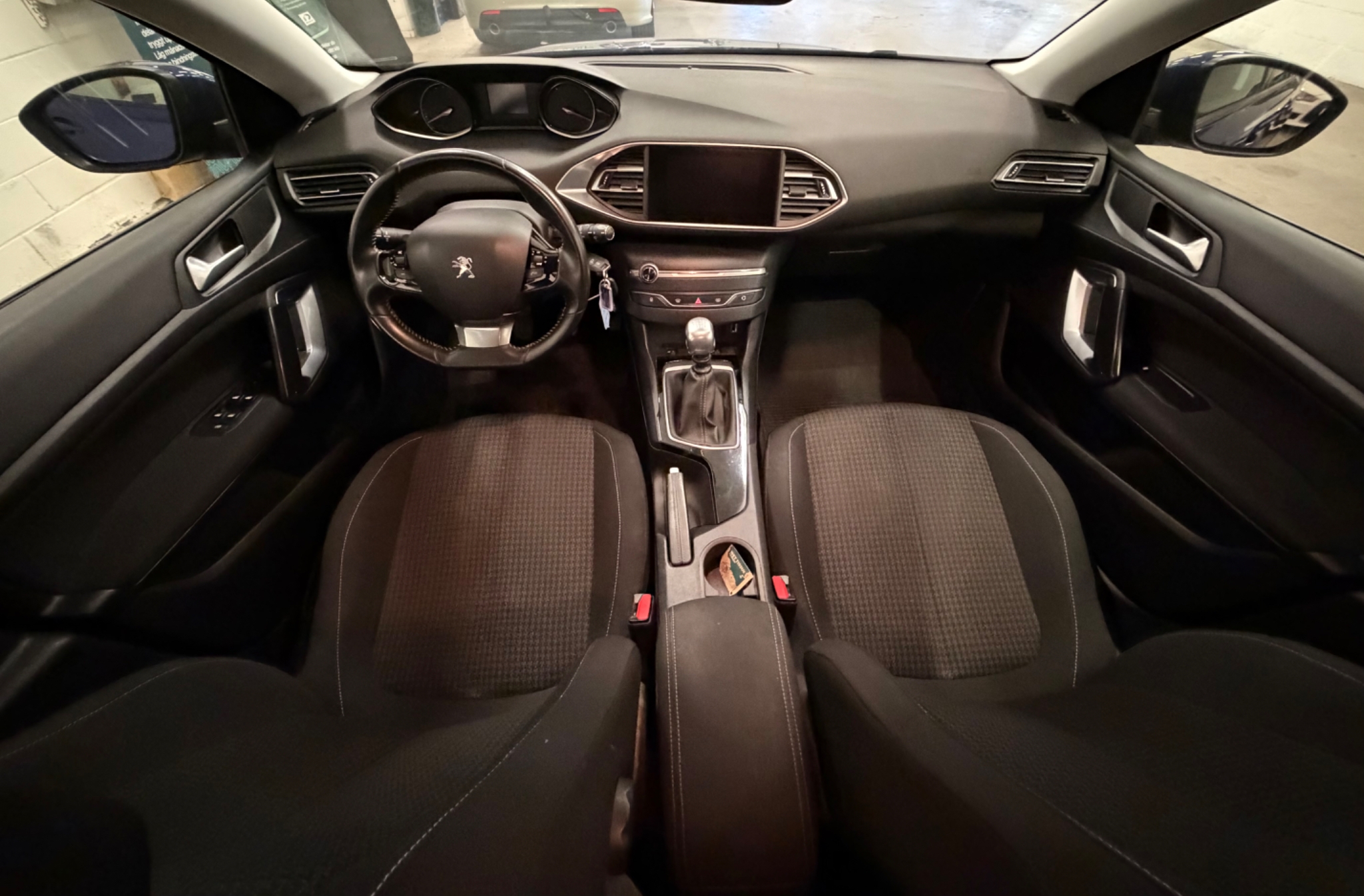 Peugeot 308 2019, bild 7/10