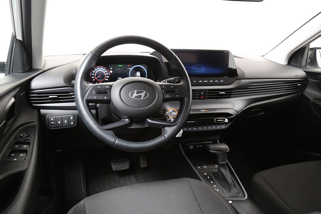 Hyundai i20 Essential 1.0 T-GDI 100HK AUT 2025