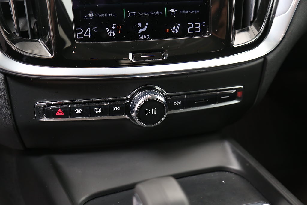 Volvo V60 B4 197hk Diesel Momentum Aut Kamera VOC Leasbar